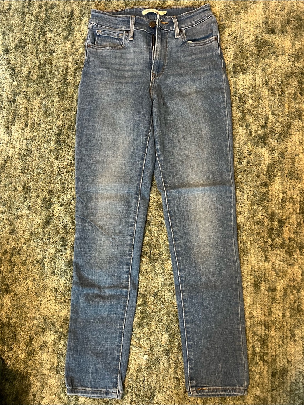 Levi's Women's 721 High Rise Skinny Light Blue Denim Jeans Size 26